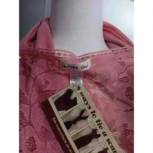 "INDIGO SOUL" Ladies 62" x 28" 100% Polyester Pink Lace Scarf - Picture 7 of 8